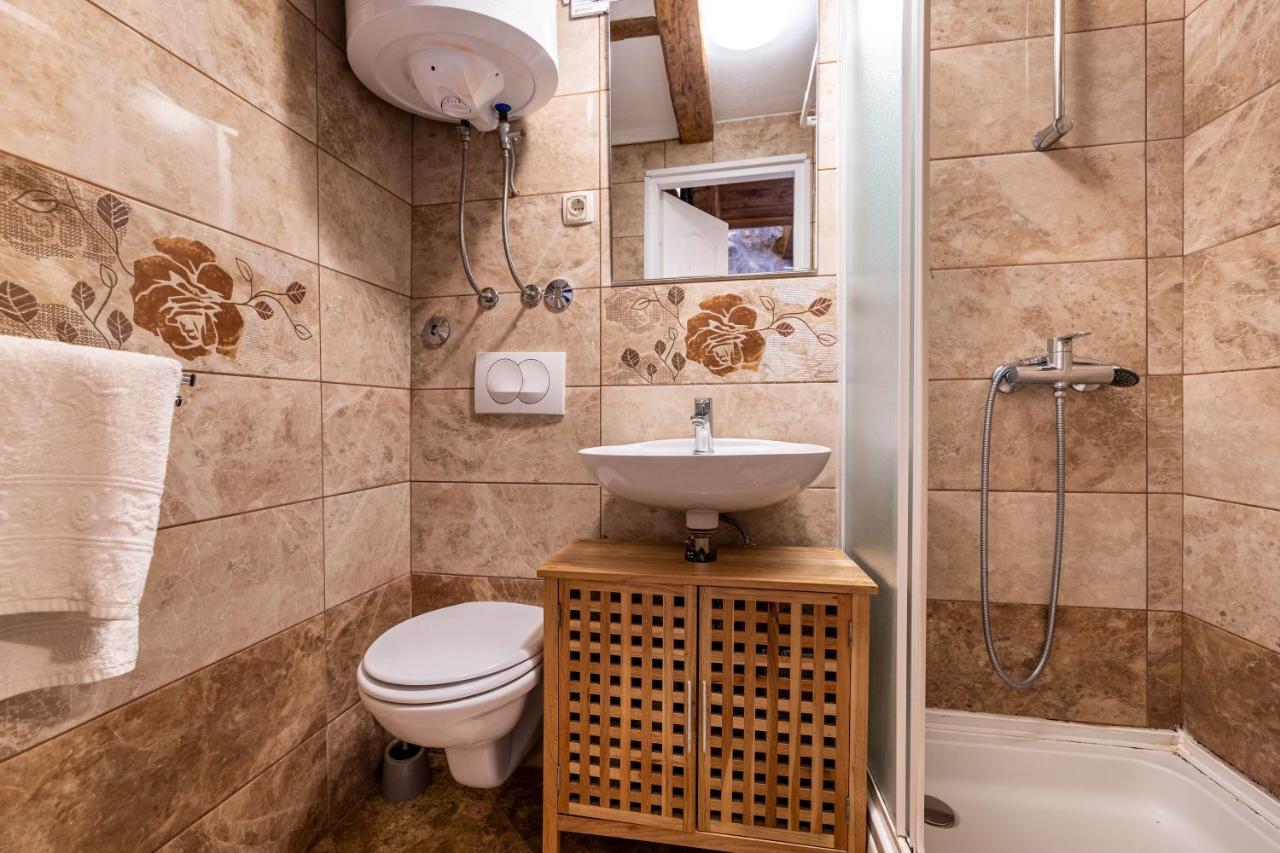 Parona Holiday Home Vrbnik Εξωτερικό φωτογραφία